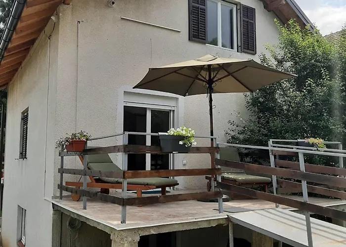 Sanctuary 30 Min From Downtown Belgrade Nyaraló *